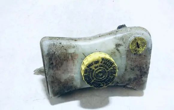 Audi A6 S6 C5 4B Brake fluid reservoir 8e0611301e