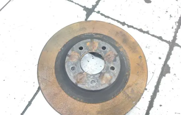 Nissan Juke I F15 Front brake disc