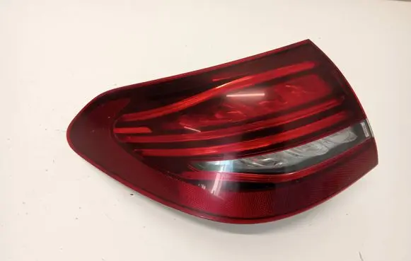 Mercedes-Benz C W205 Rear/tail lights A2059062805 YAP2458417 185231605