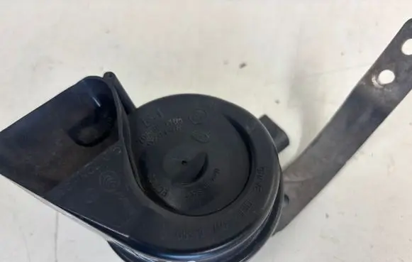 Audi Q5 SQ5 Horn signal 703881165 8T0951221