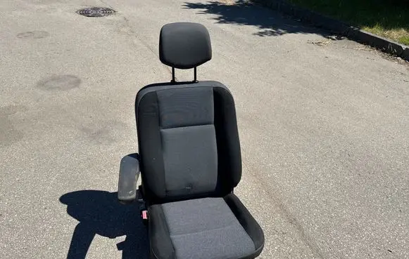 Renault Master III Front driver seat