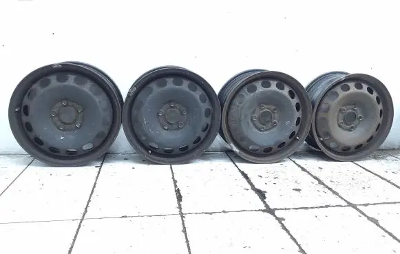 Audi A3 S3 8P R16 steel rim 8P0601027