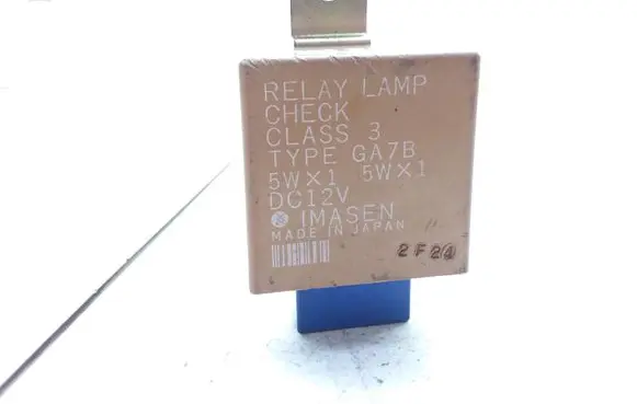Mazda 626 Hazard warning light relay GA7B DC12V