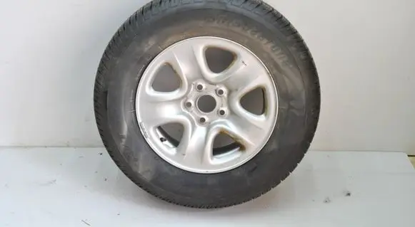 Suzuki Grand Vitara II R12 spare wheel 25570