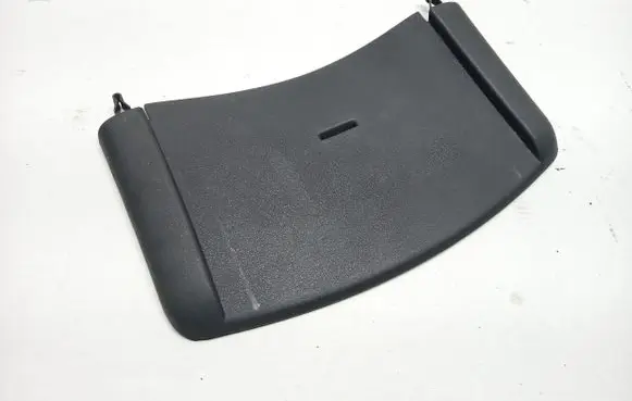Renault Grand Modus Rear/tail light trim molding 8200284015