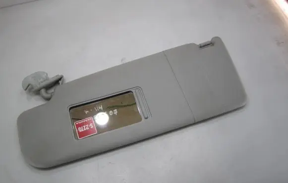 Skoda Octavia Mk2 (1Z) Sun visor 1Z0857551H CZXB2