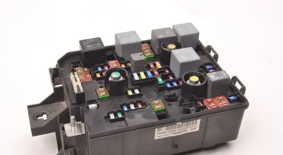 Opel Mokka Fuse box set 95263750