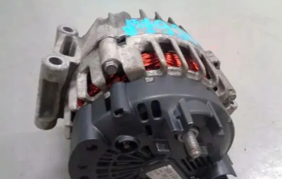 Audi A6 S6 C6 4F Generator/alternator
