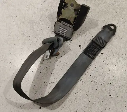 Renault Scenic I Front seatbelt 00050905