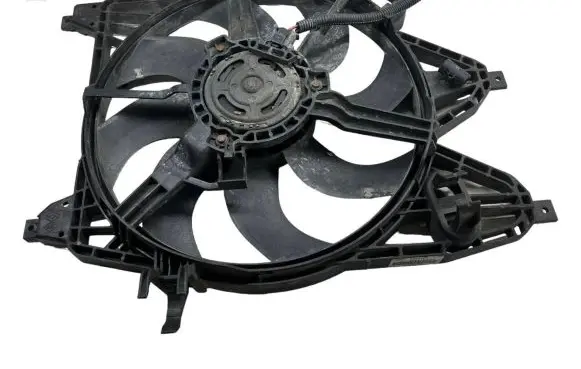 Renault Kangoo I Electric radiator cooling fan 8200319942