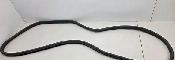 Opel Astra H Front door rubber seal 13178758