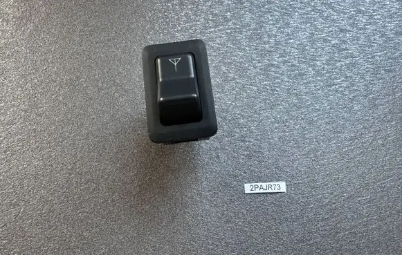 Mitsubishi Pajero Aerial antenna switch MR298274
