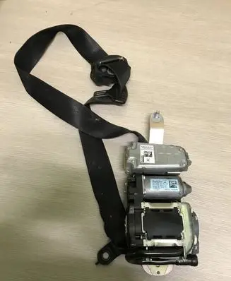 Mercedes-Benz E W212 Front seatbelt 610035800D