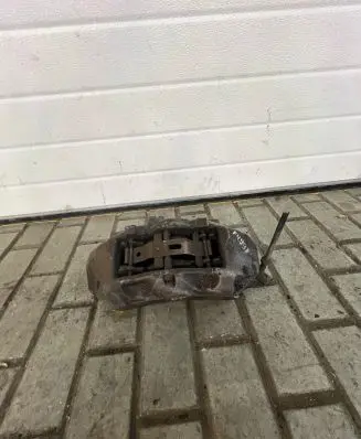 Land Rover Range Rover Sport L494 Front brake caliper 20A64706 F4998