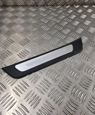 Rear sill trim cover