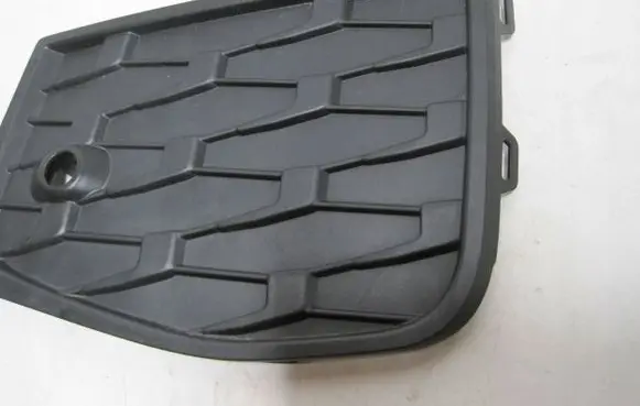 Audi Q3 FJN Front grill 83H807681A LWK3262