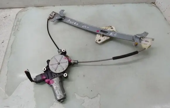 Honda Accord Front door window regulator with motor 505130