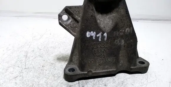 Audi A6 S6 C5 4B Engine mounting bracket 8D0199308 8D0199308D