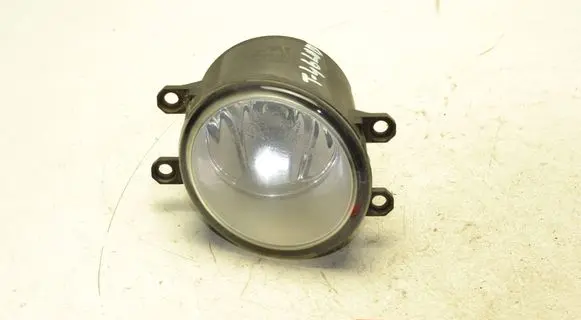 Toyota Avensis T250 Front fog light 812100D041 89206401
