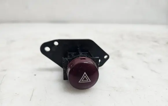 Mitsubishi Grandis Hazard light switch