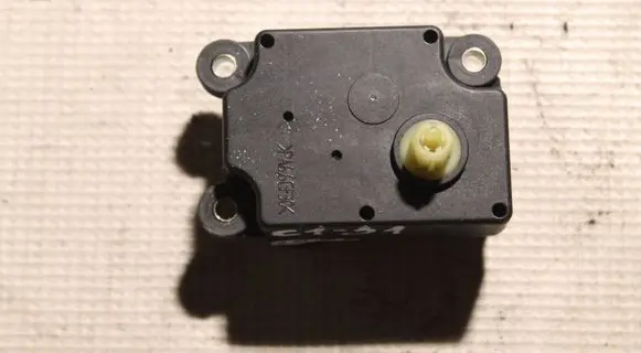 A/C air flow flap actuator/motor