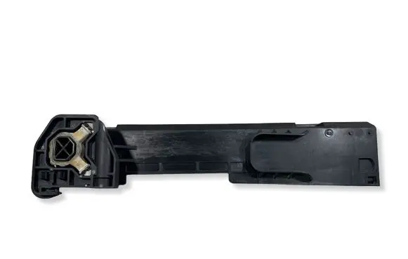 BMW i3 Radiator mount bracket 7616026 17117616026