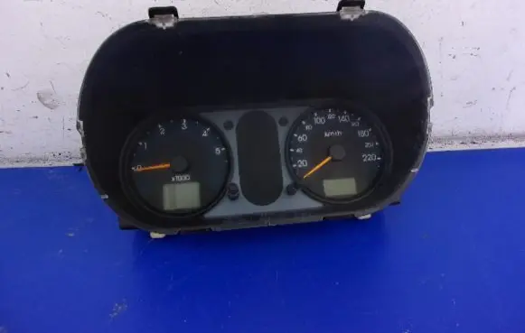 Ford Fiesta Speedometer (instrument cluster) 2S6F-10841-A