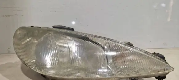 Peugeot 206 Headlight/headlamp 9632689280
