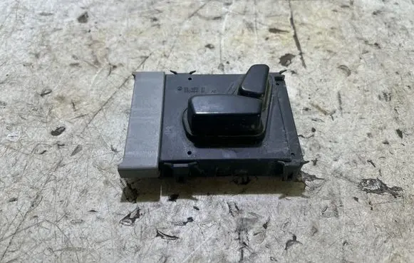 Dodge Challenger Seat control switch 03461141 56049431