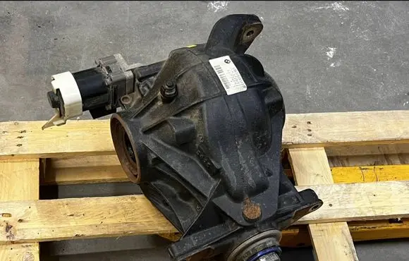 BMW M5 F90 Rear differential 33107856928 7856928