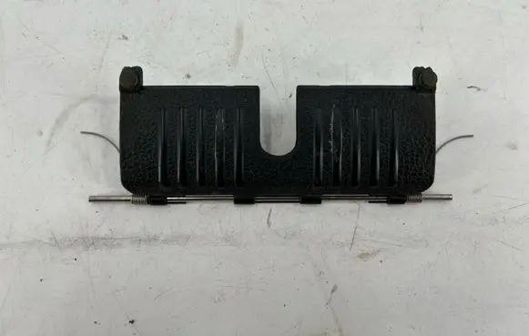 Volkswagen Golf VI Other trunk/boot trim element 1K9863651