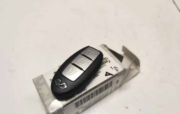 Infiniti Q50 Ignition key/card 285E34GR0C