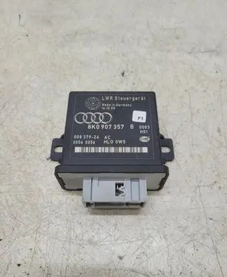 Audi A4 S4 B8 8K Light module LCM 8K0907357B