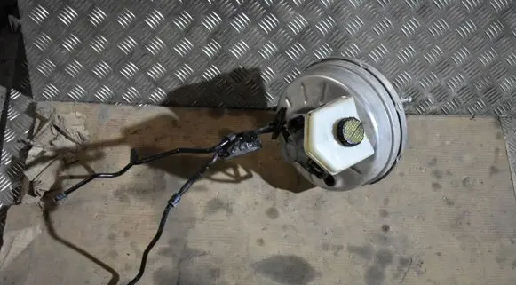 Porsche Panamera (971) Brake booster 971614105Q555595