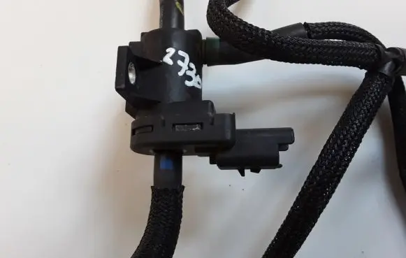 Ford S-MAX Turbo solenoid valve 9665558580