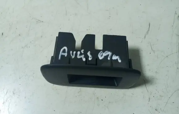 Toyota Auris 150 Electric window control switch 8485612170