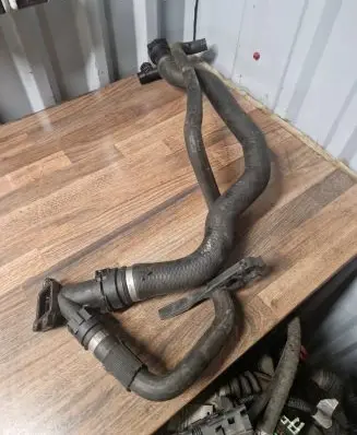BMW 3 E46 Thermostat housing 008199