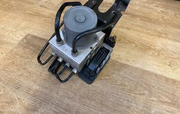 Jaguar F-Type ABS Pump GX53-14F447-AH GX5314F447AH GX53-14F447