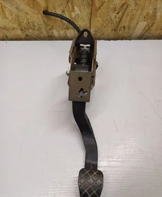Skoda Fabia Mk2 (5J) Clutch pedal 6Q1721059AH