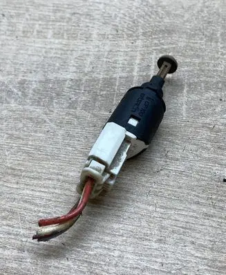 Peugeot 307 Brake pedal sensor switch 9643478880