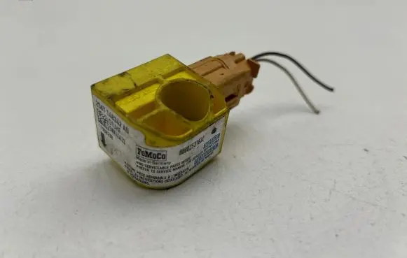 Ford Focus Airbag deployment crash/impact sensor 2S6T14B342AD 5WK43433 17880208