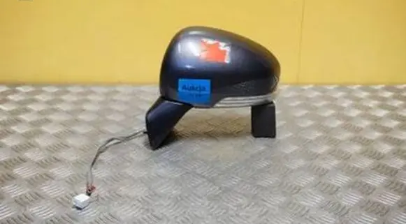 Toyota Verso-S Front door electric wing mirror E4023405 2118