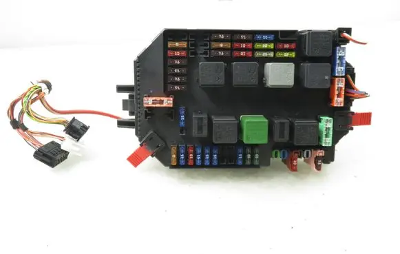 Mercedes-Benz S W221 SAM control unit 2215450001 2215404550 2215401001