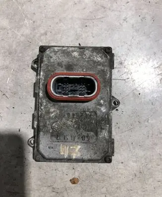 Mercedes-Benz E W211 Headlight ballast module Xenon 5DF008704 5DF00870470