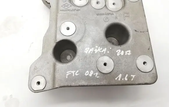 Nissan Qashqai Battery box tray 648664EF0A