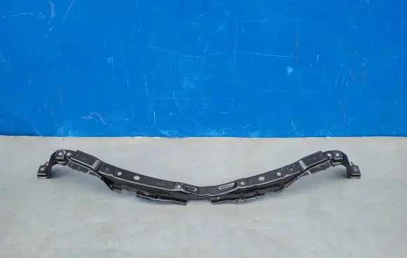 Toyota RAV 4 (XA40) Front bumper support beam