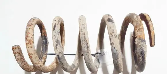 Mitsubishi Space Wagon Rear coil spring