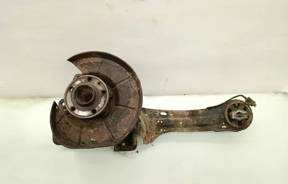 Volvo V70 Rear wheel hub spindle/knuckle 
