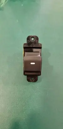 Hyundai i20 (GB IB) Electric window control switch 93580C7010