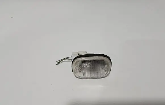Toyota MR2 (W30) III Front fender indicator light 8173117051